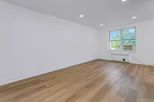 1300 Midland Ave, Yonkers, NY 10704 - Photo 11