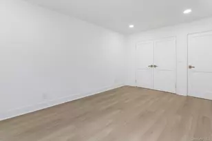 1296 Midland Ave, Yonkers, NY 10704 - Photo 15