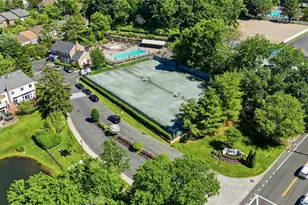 84 Woodlake Dr W, Woodbury, NY 11797 - Photo 45