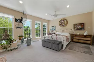 84 Woodlake Dr W, Woodbury, NY 11797 - Photo 29