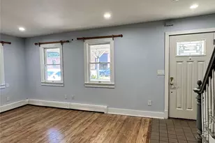 47 Henry St, Sayville, NY 11782 - Photo 3
