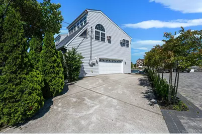 7 Forest Avenue, Massapequa, NY 11758 - Photo 33