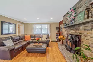 7 Carrie Ct, Smithtown, NY 11787 - Photo 11