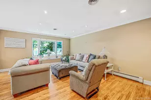 7 Carrie Ct, Smithtown, NY 11787 - Photo 21