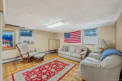 7 Carrie Court, Smithtown, NY 11787 - Photo 39