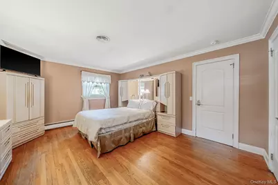 7 Carrie Court, Smithtown, NY 11787 - Photo 29
