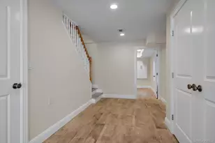 68 Edgewood, Port Washington, NY 11050 - Photo 17