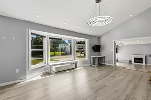 31 Sutton Hill Ln, Manhasset Hills, NY 11040 - Photo 15