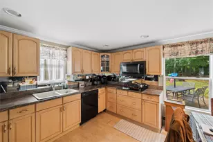 10 Elk Ln, South Setauket, NY 11720 - Photo 5
