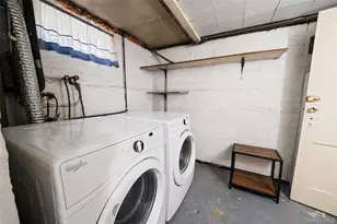 214 Lowell Ave, Floral Park, NY 11001 - Photo 27