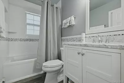 16 Penny Lane, Levittown, NY 11756 - Photo 23