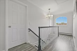 16 Penny Ln, Levittown, NY 11756 - Photo 19