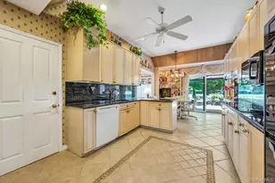 202 Captains Way, Bay Shore, NY 11706 - Photo 17