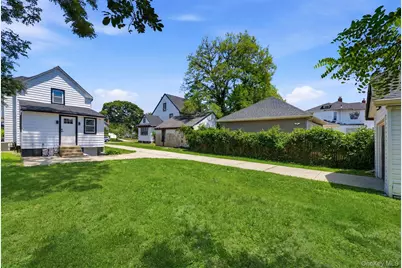 135 Whaley Street, Freeport, NY 11520 - Photo 35