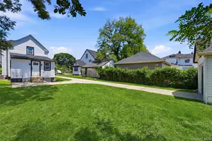 135 Whaley St, Freeport, NY 11520 - Photo 35