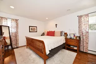 44 Peppermint Rd, Commack, NY 11725 - Photo 17