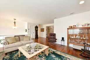 44 Peppermint Rd, Commack, NY 11725 - Photo 9