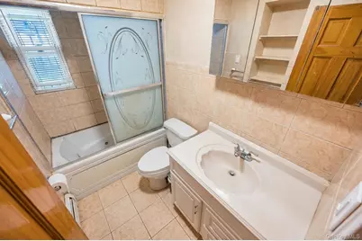 963 Ditmas Avenue, Uniondale, NY 11553 - Photo 25
