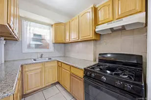 1127 Calhoun Ave, Bronx, NY 10465 - Photo 11