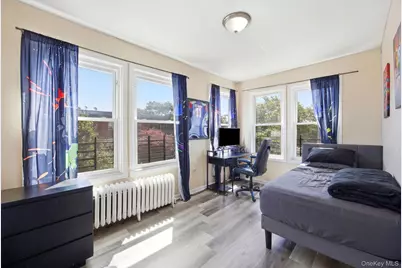 1127 Calhoun Avenue, Bronx, NY 10465 - Photo 13
