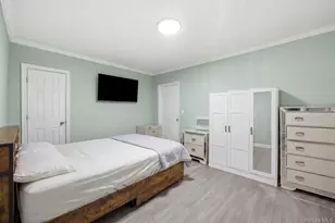 1127 Calhoun Ave, Bronx, NY 10465 - Photo 9