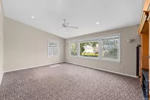 67 Raymond Pl, Hewlett, NY 11557 - Photo 21