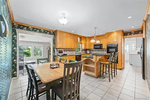 67 Raymond Pl, Hewlett, NY 11557 - Photo 15
