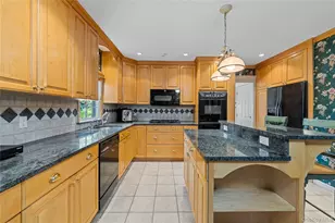 67 Raymond Pl, Hewlett, NY 11557 - Photo 19