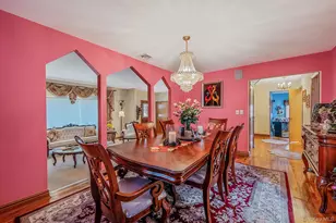 27 Jasmine Ln, Kings Park, NY 11754 - Photo 7