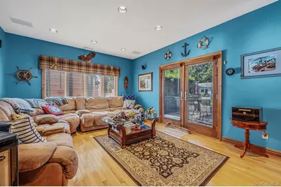 27 Jasmine Lane, Kings Park, NY 11754 - Photo 13