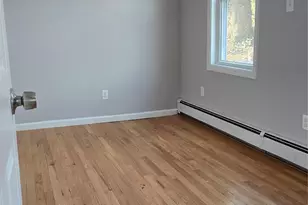 91 Wyman Ave, Huntington Station, NY 11746 - Photo 7