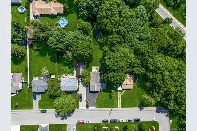 1015 Ocean Avenue, Bay Shore, NY 11706 - Photo 5