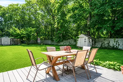 1015 Ocean Avenue, Bay Shore, NY 11706 - Photo 25