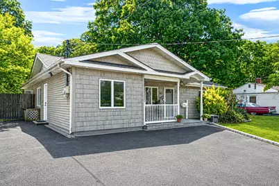 1015 Ocean Avenue, Bay Shore, NY 11706 - Photo 3