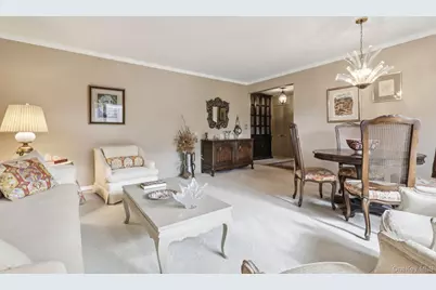 40 Lawrence Drive #A, White Plains, NY 10603 - Photo 5