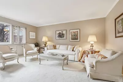 40 Lawrence Drive #A, White Plains, NY 10603 - Photo 3