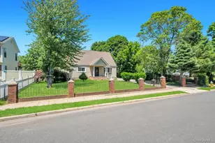 27 Yarnell St, Brentwood, NY 11717 - Photo 35