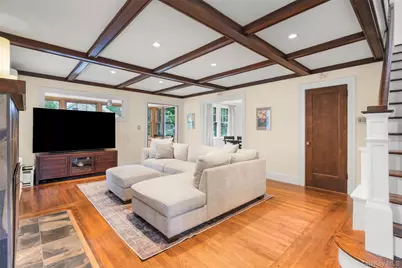683 Forest Avenue, Larchmont, NY 10538 - Photo 9