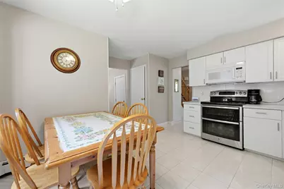 19 Stimson Place, Huntington, NY 11743 - Photo 9