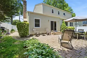 19 Stimson Pl, Huntington, NY 11743 - Photo 25