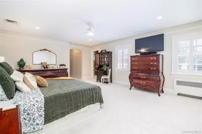 49 Andover Road, Rockville Centre, NY 11570 - Photo 23