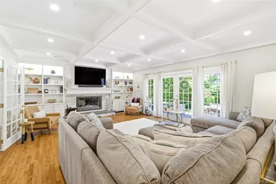 49 Andover Road, Rockville Centre, NY 11570 - Photo 15