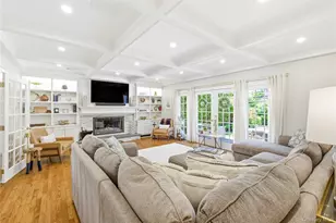 49 Andover Rd, Rockville Centre, NY 11570 - Photo 15