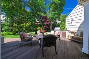 49 Andover Rd, Rockville Centre, NY 11570 - Photo 29