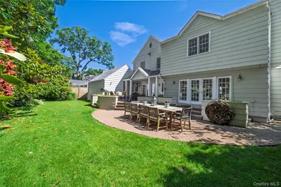 49 Andover Road, Rockville Centre, NY 11570 - Photo 33