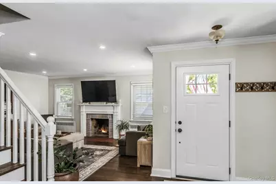 2544 Yorktown Street, Oceanside, NY 11572 - Photo 3