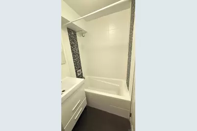 84-29 155th Avenue #1H, Howard Beach, NY 11414 - Photo 5