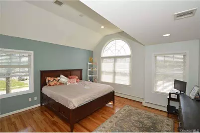 106 Roosevelt Avenue, Massapequa, NY 11758 - Photo 11