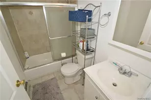 106 Roosevelt Ave, Massapequa, NY 11758 - Photo 15