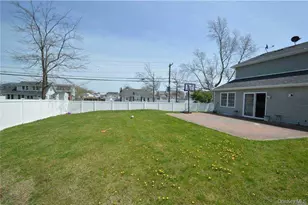 106 Roosevelt Ave, Massapequa, NY 11758 - Photo 19